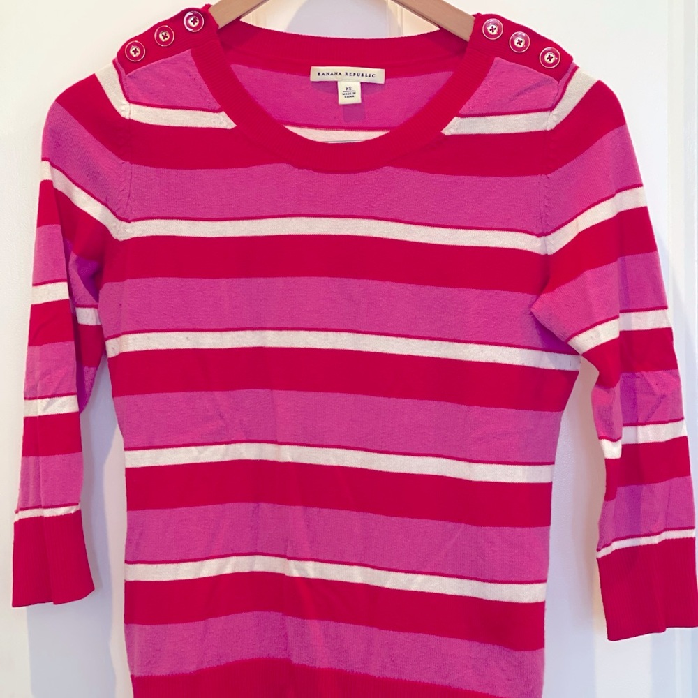 Banana Republic pink, red & white XS sweater